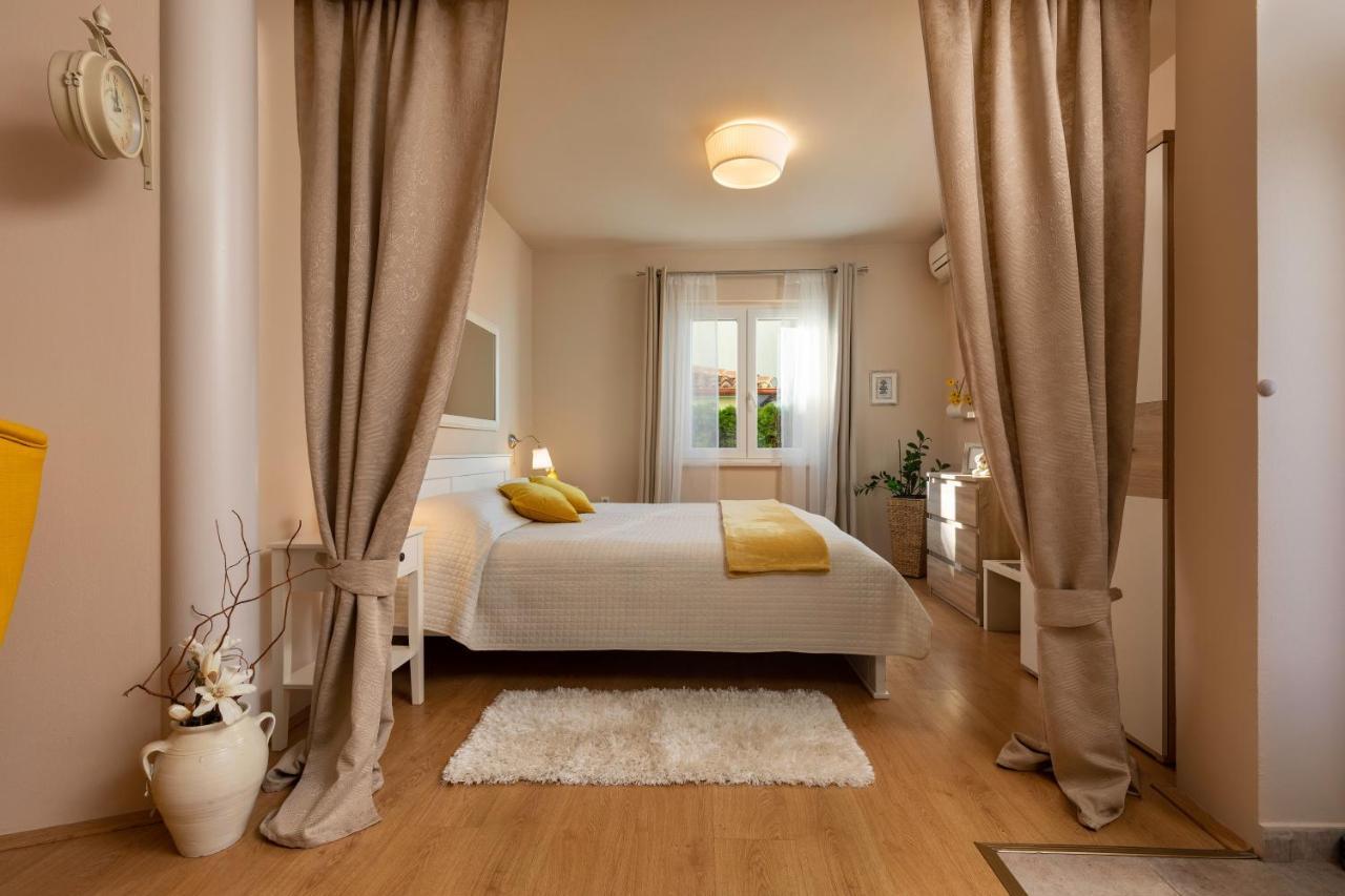 Apartments Javor Ровинь Экстерьер фото
